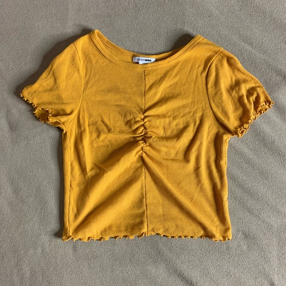 Fun, comfy Crop top - Picture 1 of 1